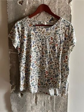 Floral Short-Sleeve Tee - Cream with Multicolor Blooms 100% cotton